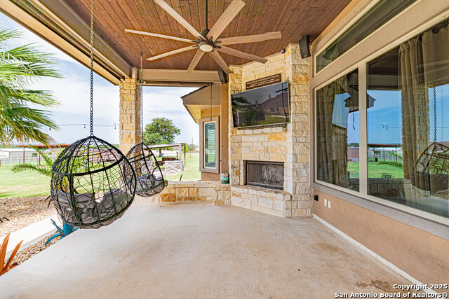 Listing photo id 28 for 108 Westfield Ranch