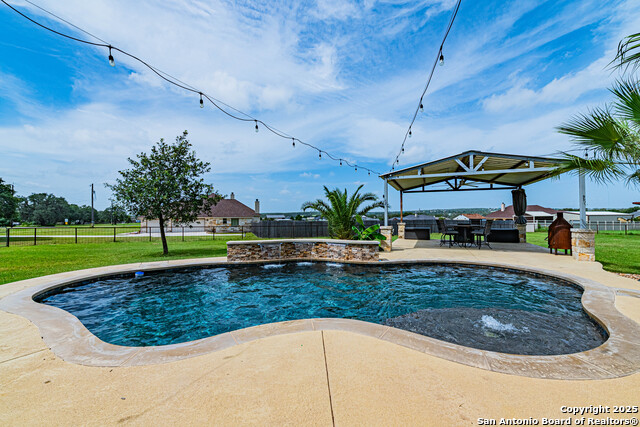 Listing photo id 31 for 108 Westfield Ranch