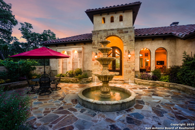 Listing photo id 0 for 464 Paradise Hills