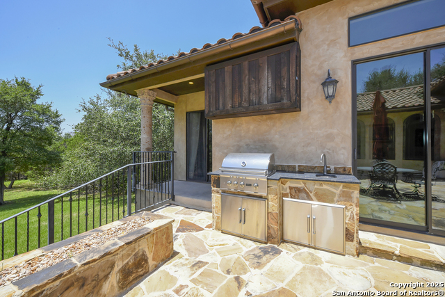 Listing photo id 31 for 464 Paradise Hills