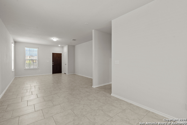 Image 10 of 26 For 923 Bluegrass Point