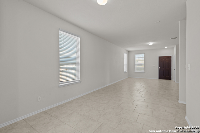 Image 11 of 26 For 923 Bluegrass Point