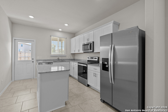 Image 12 of 26 For 923 Bluegrass Point