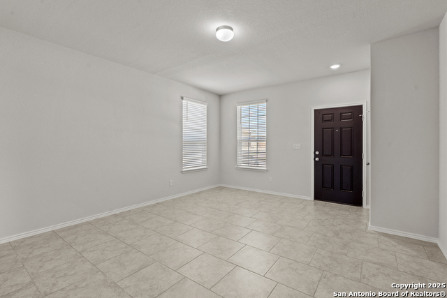 Image 15 of 26 For 923 Bluegrass Point