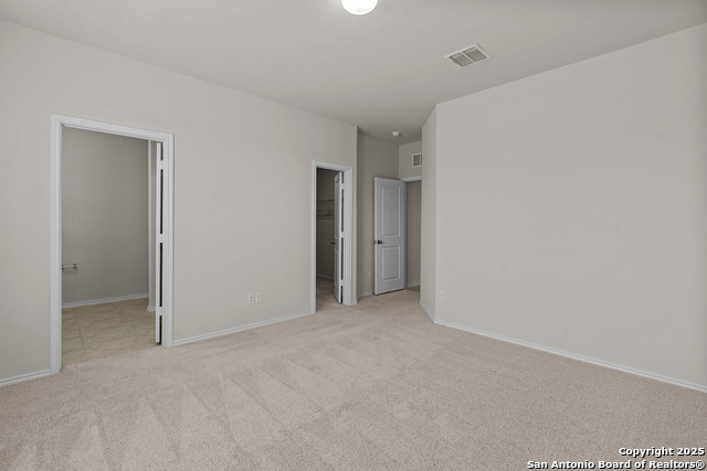 Image 21 of 26 For 923 Bluegrass Point