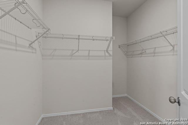 Image 24 of 26 For 923 Bluegrass Point