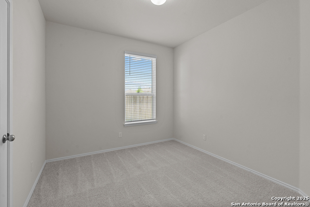 Image 25 of 26 For 923 Bluegrass Point