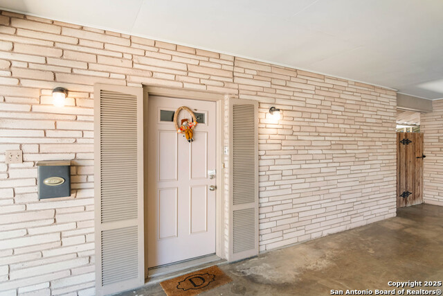 Image 31 of 32 For 126 Treasure Way