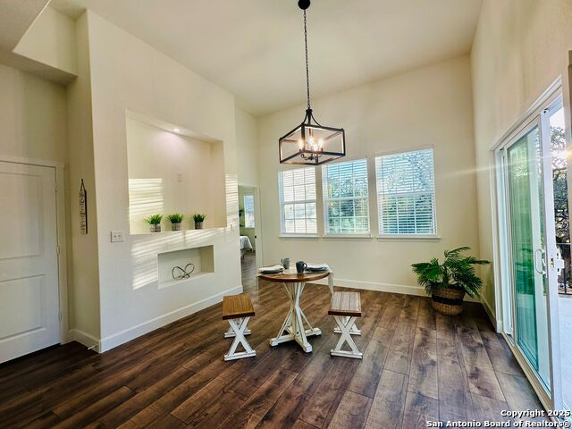 Image 13 of 34 For 1064 Overbrook Ln