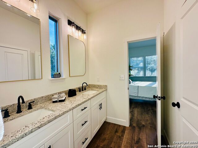 Image 19 of 34 For 1064 Overbrook Ln