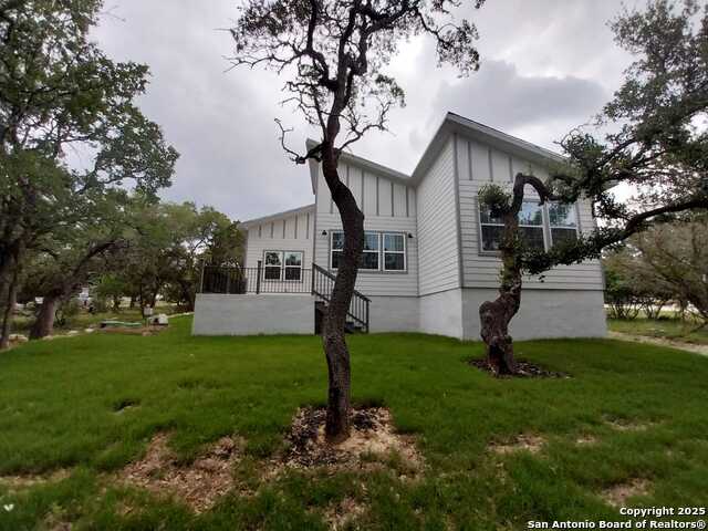 Image 33 of 34 For 1064 Overbrook Ln