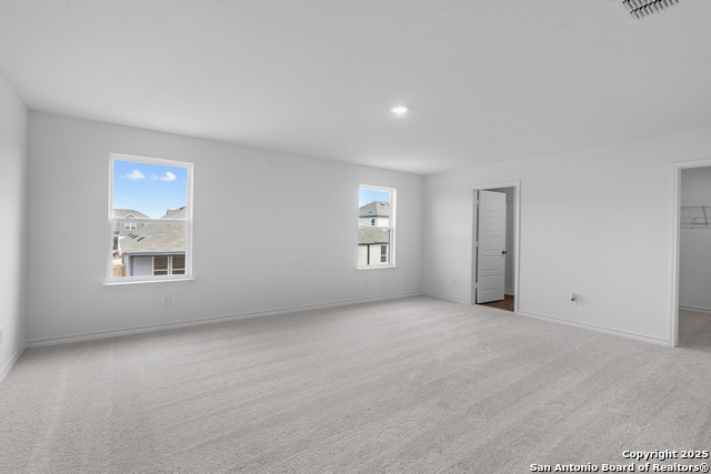 Image 21 of 31 For 921 Heartseed Avenue
