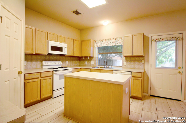 Image 16 of 34 For 2703 Rio Brazos