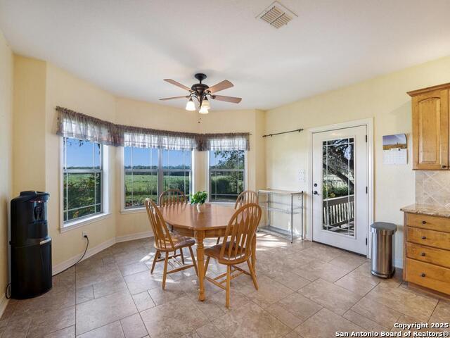 Image 12 of 30 For 205 Whispering Oaks