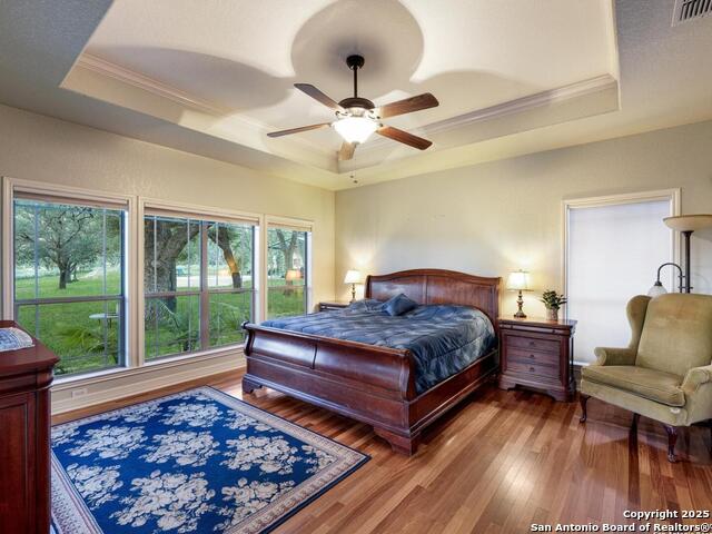Image 15 of 30 For 205 Whispering Oaks