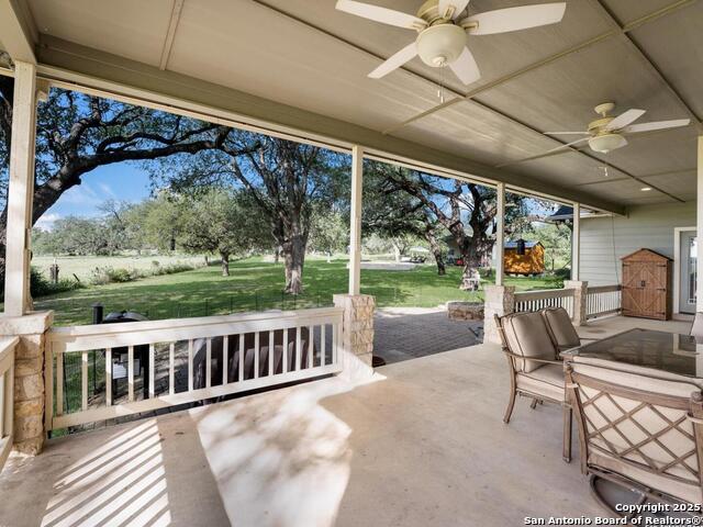 Image 23 of 30 For 205 Whispering Oaks
