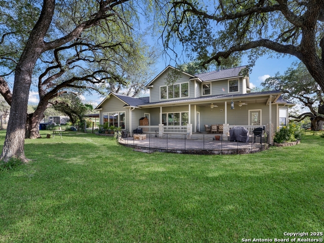 Image 28 of 30 For 205 Whispering Oaks