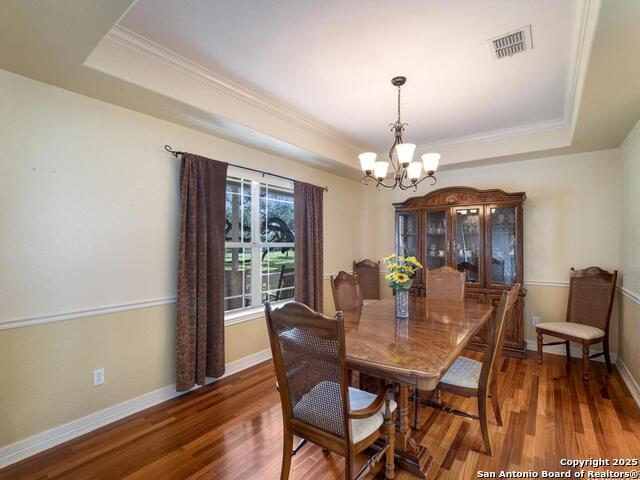 Image 4 of 30 For 205 Whispering Oaks