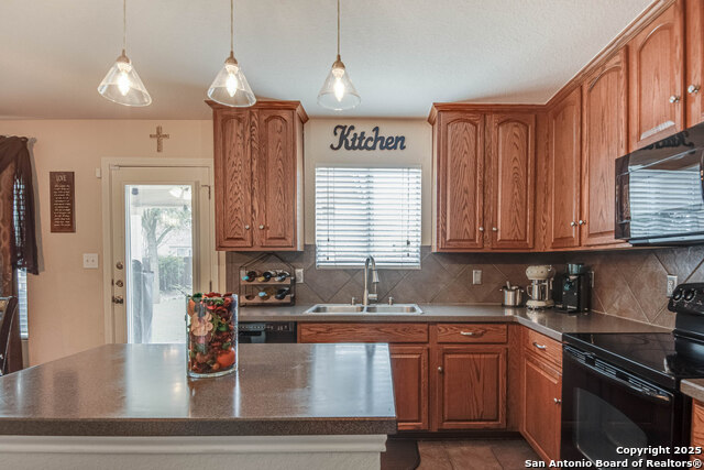 Image 12 of 25 For 2727 Thunder Gulch