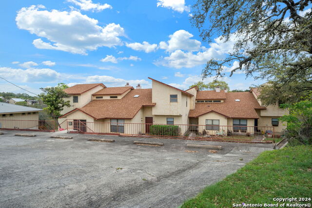 Image 3 of 25 For 1043 Barbara Dr A3