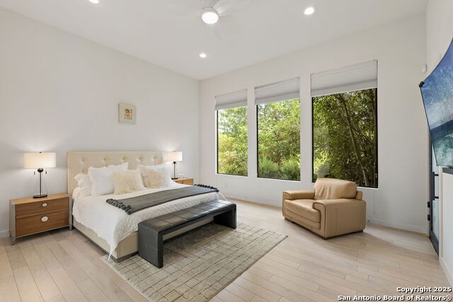 Listing photo id 16 for 1110 Marchesi