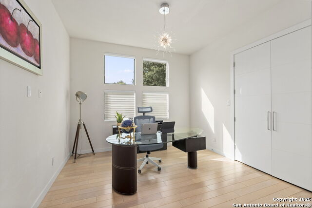 Listing photo id 26 for 1110 Marchesi