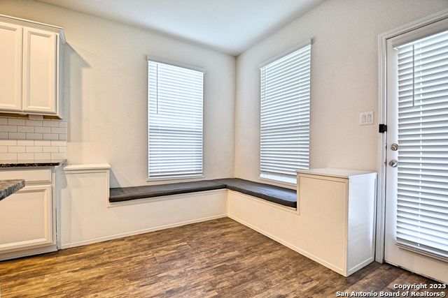 Listing photo id 15 for 588 Agave Flats Dr