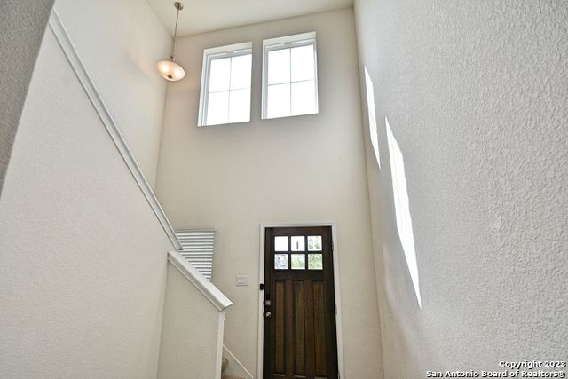 Listing photo id 4 for 588 Agave Flats Dr