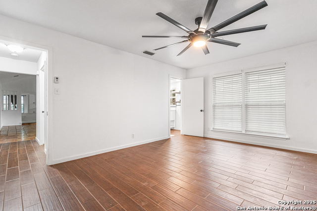 Image 20 of 23 For 14102 Red Maple