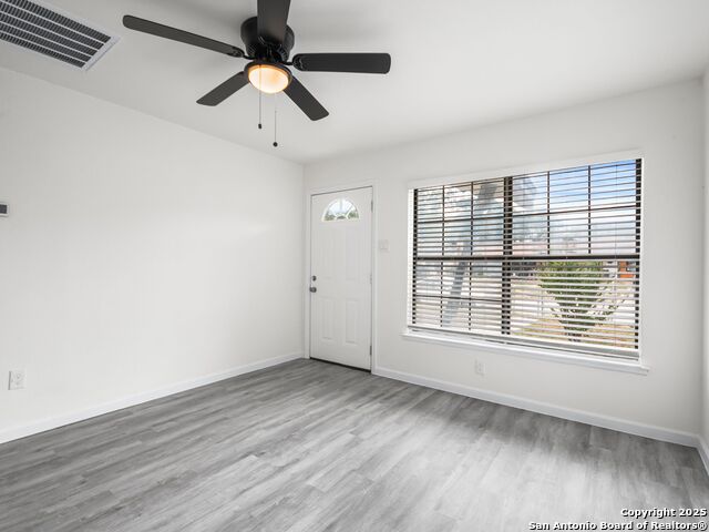 Image 6 of 19 For 5415 Stonybrook Drive