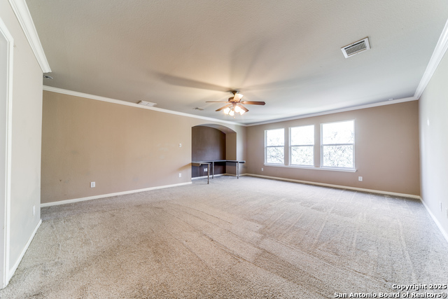 Listing photo id 14 for 15603 Luna Ridge