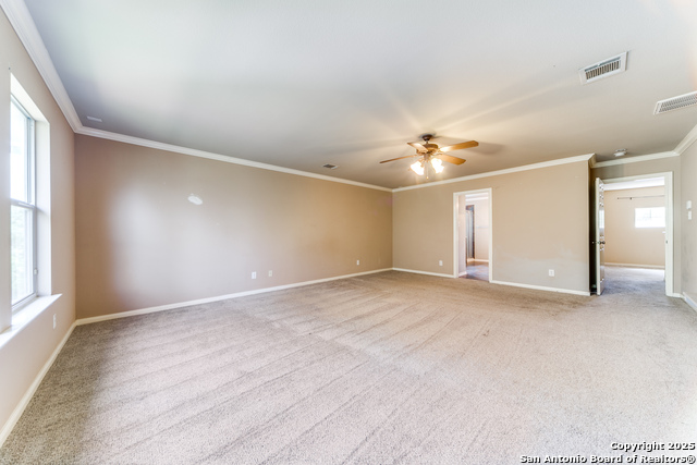 Listing photo id 15 for 15603 Luna Ridge