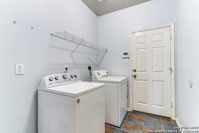 Listing photo id 22 for 15603 Luna Ridge