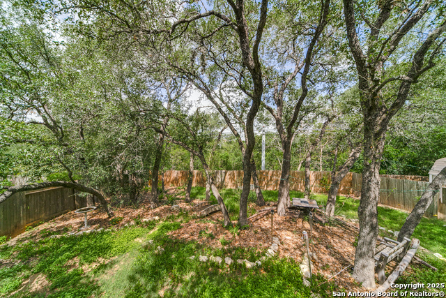 Listing photo id 24 for 15603 Luna Ridge