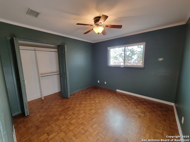 Listing photo id 8 for 10314 Willowick