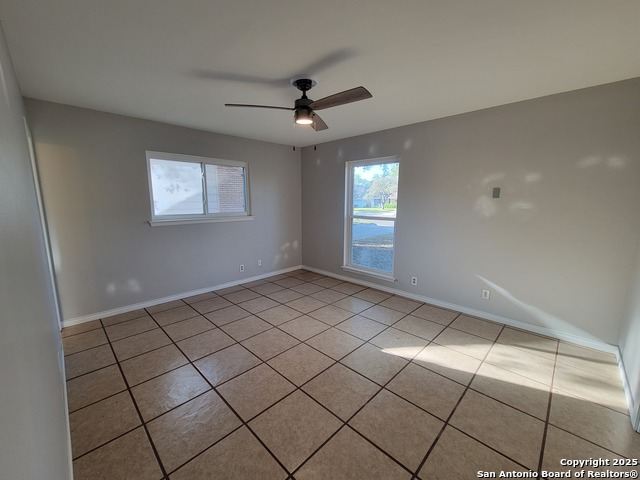 Listing photo id 9 for 10314 Willowick