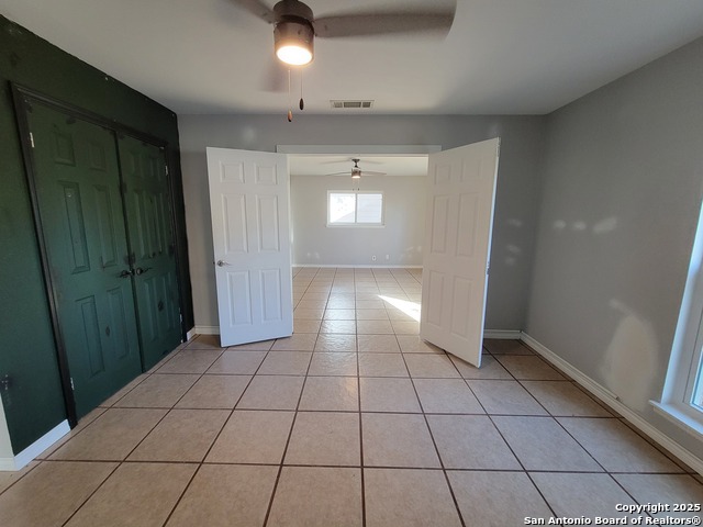 Listing photo id 10 for 10314 Willowick