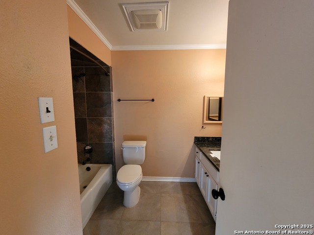 Listing photo id 11 for 10314 Willowick