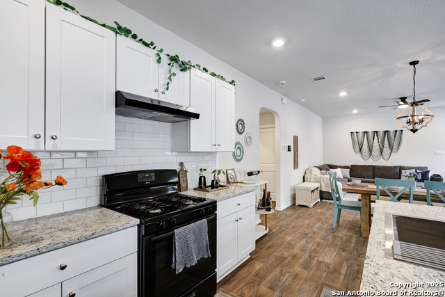 Listing photo id 9 for 3446 Angus Xing