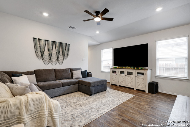 Listing photo id 1 for 3446 Angus Xing