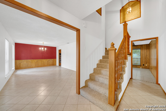 Image 4 of 40 For 4510 White Elm Woods