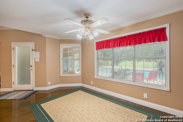 Image 12 of 51 For 313 Ridge Crest Dr