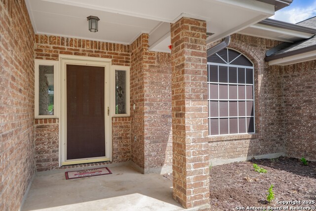 Image 2 of 51 For 313 Ridge Crest Dr