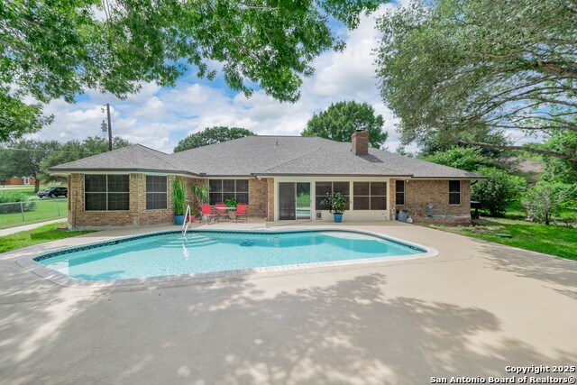 Image 39 of 51 For 313 Ridge Crest Dr