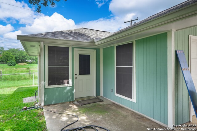 Image 45 of 51 For 313 Ridge Crest Dr