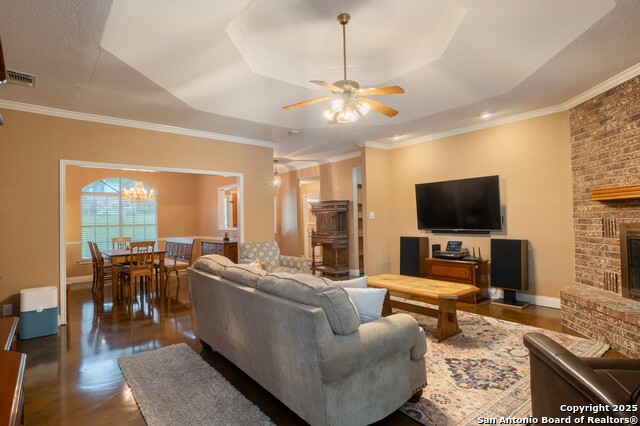 Image 6 of 51 For 313 Ridge Crest Dr