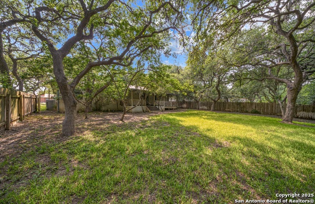 Image 24 of 27 For 16722 Lilly Crest