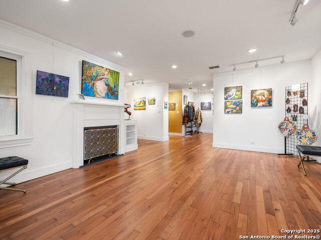 Image 2 of 20 For 505 Main