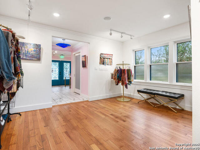 Image 4 of 20 For 505 Main