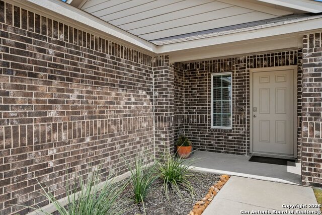 Image 2 of 31 For 2878 Wolfcreek